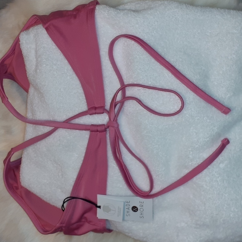NWT- BARBIE PINK Swimsuit $22 or $692? - Picture 4 of 7